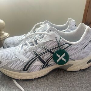 Mens asics gel 1130
Size 10